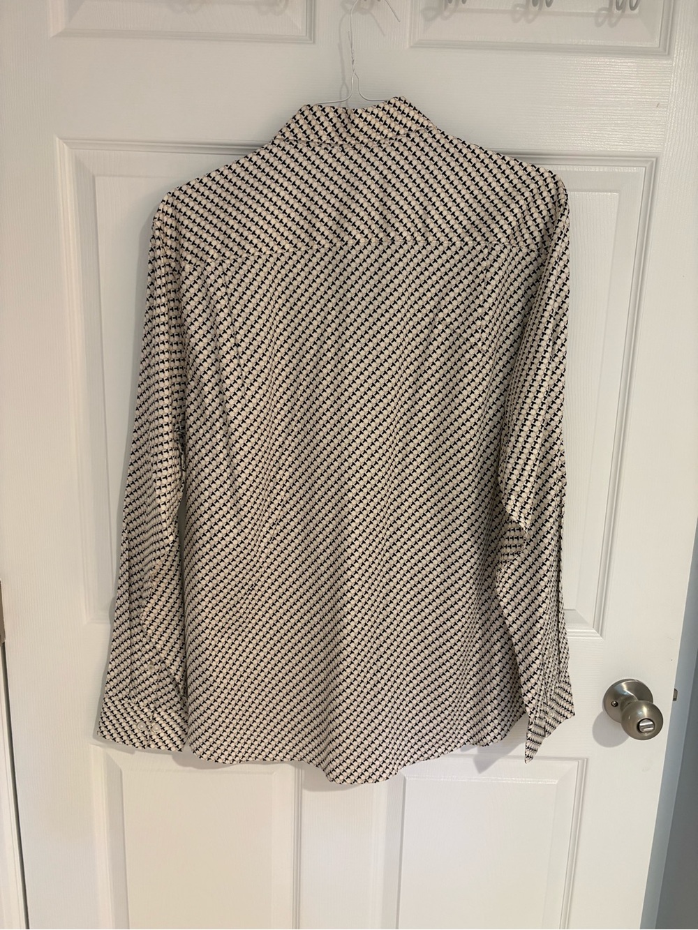 NWT Ted Baker Black & Cream Patterned Button-Down Shirt - Picture 4 of 8